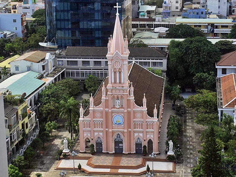 Da Nang: Marble Mountains, Cathedral, and Beach Tour