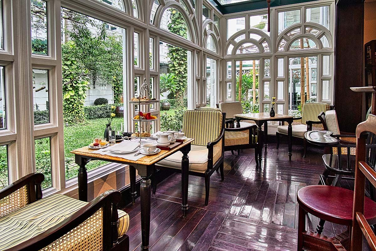 "Luxury Tea, Water Puppets & Vietnamese Dinner Experience"