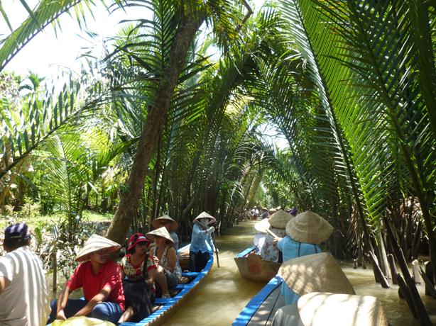 MEKONG: DELTA RIVER DAY TRIP AND CU CHI TUNNELS ( WITH LUNCH)