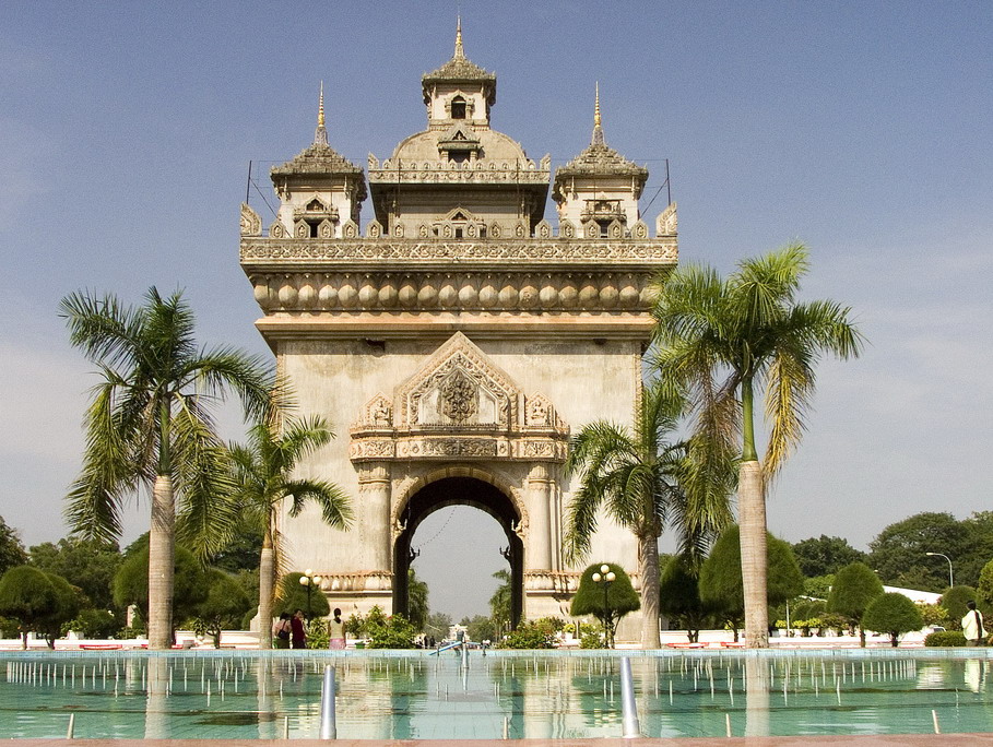 Day 05: VIENTIANE (B/L/D)